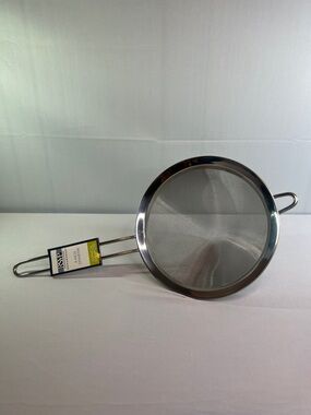 RSVP Stainless Steel Fine Mesh Strainer - Silver
